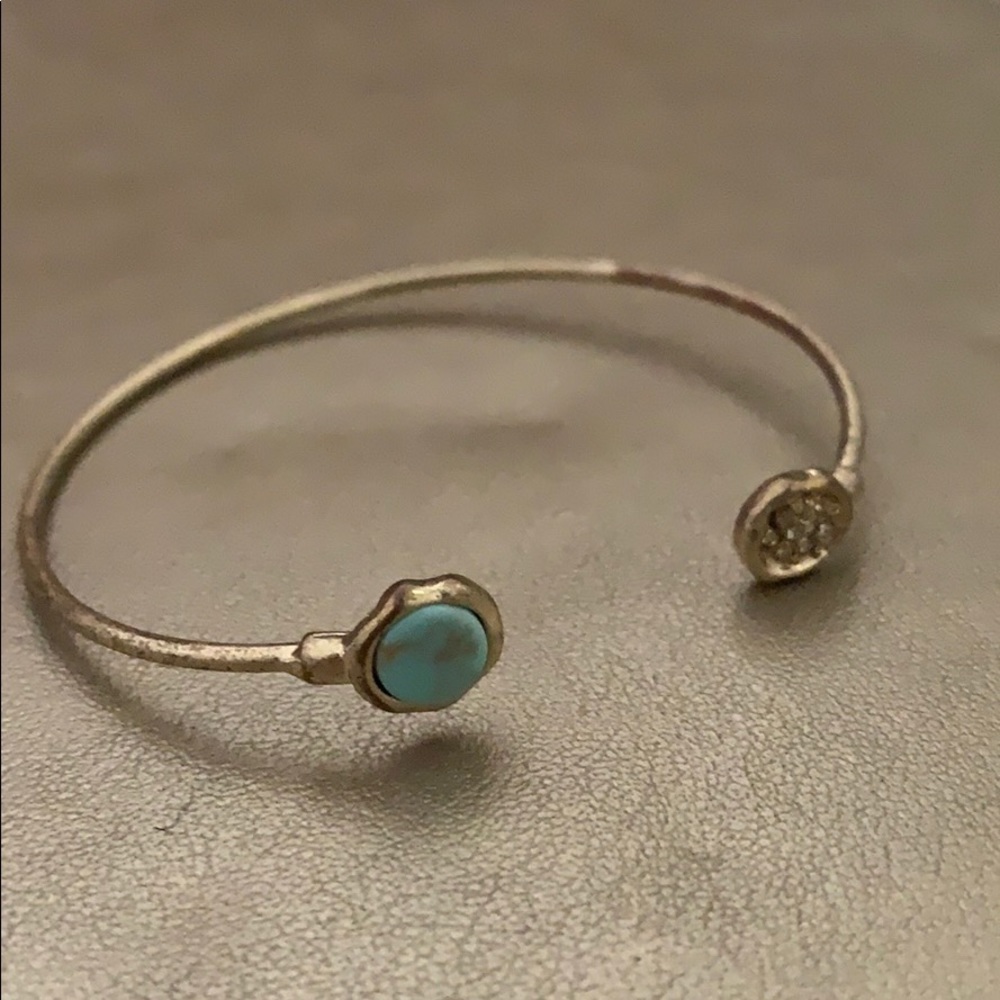 Adjustable bangle